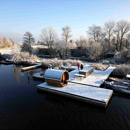 Pean-Buiten Waterlodges Nes  Extérieur photo