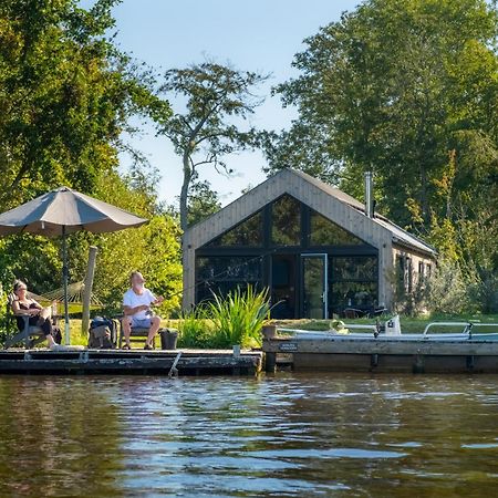 Pean-Buiten Waterlodges Nes  Extérieur photo