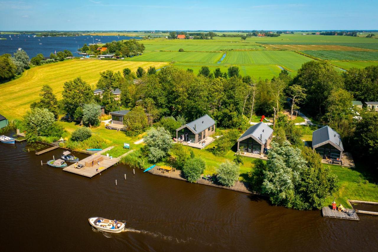 Pean-Buiten Waterlodges Nes  Extérieur photo