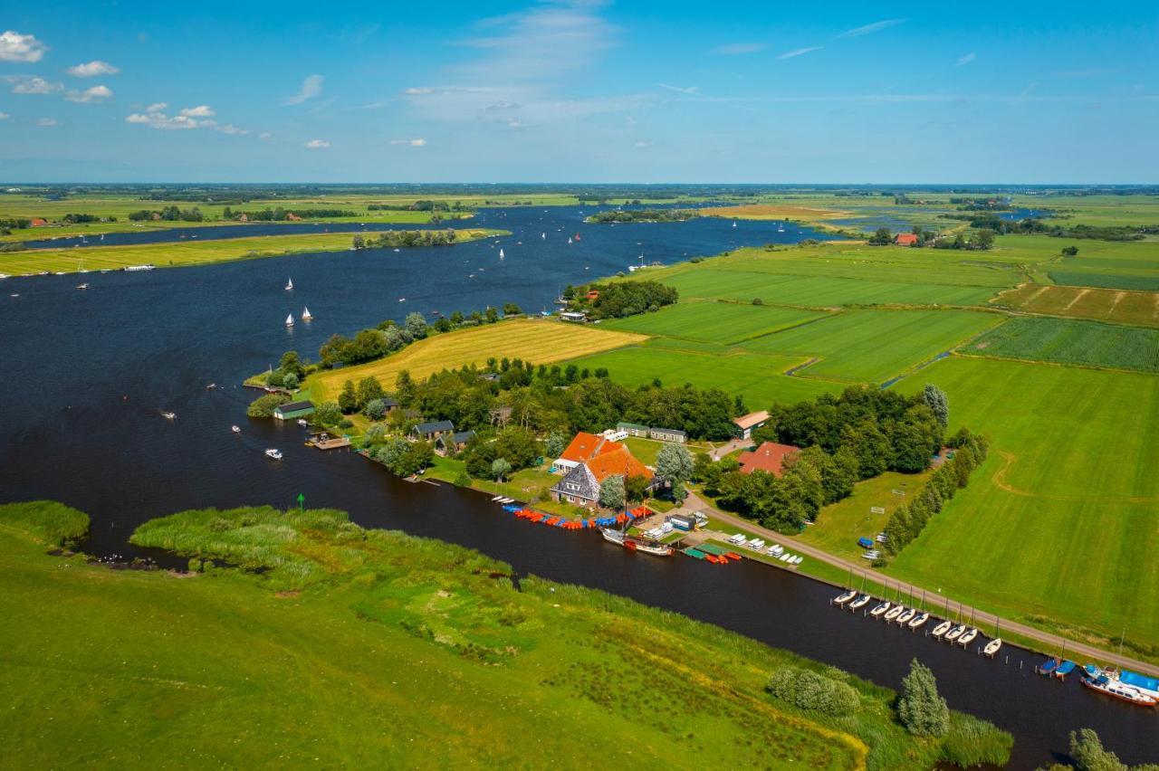 Pean-Buiten Waterlodges Nes  Extérieur photo