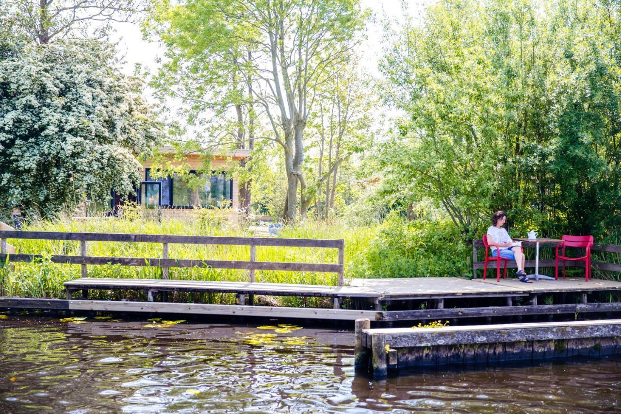 Pean-Buiten Waterlodges Nes  Extérieur photo